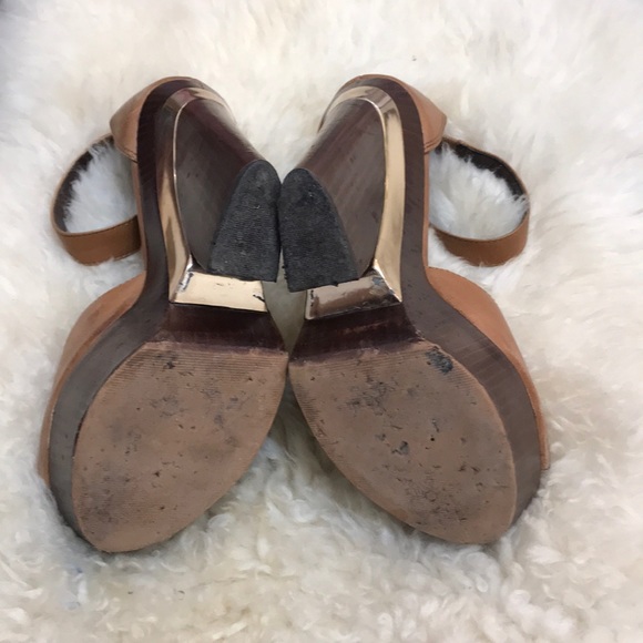 Leather Vince Camuto platform wedge heels - Picture 4 of 9